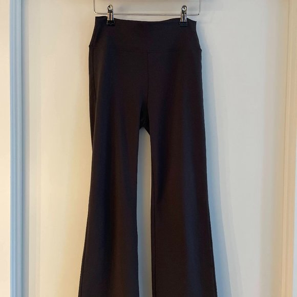 Skullpig wide flare legging, SIZE (XS-S), INSEAM 28, SLIM FIT, “UNWORN” - Picture 1 of 3